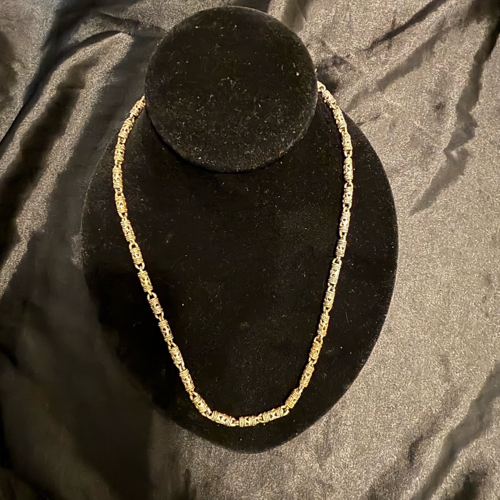 Elegant Gold and Silver Women's Necklace
